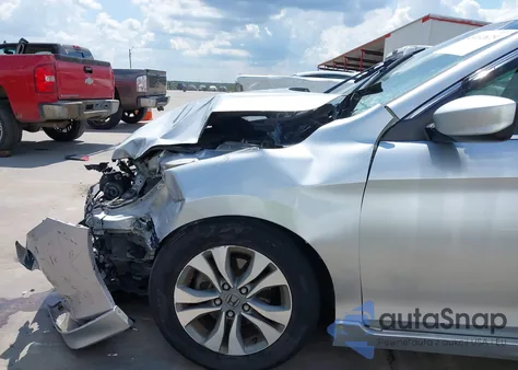 2014 Honda Accord Lx z USA, uszkodzony, nr VIN 1HGCR2F31EA095848